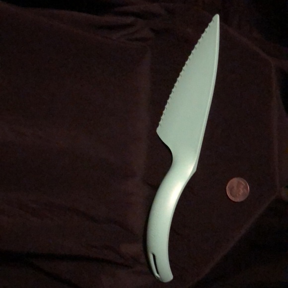 🧡🧡Tupperware pie server - Picture 2 of 3